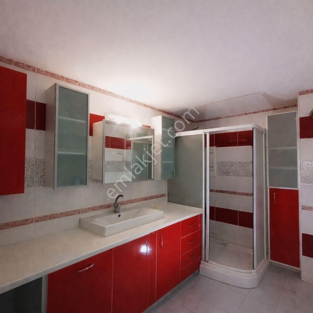 Karşıyaka İzbana 50 M Mesafede Site İçi Yapılı 3+1 160 M2 - Görsel 3