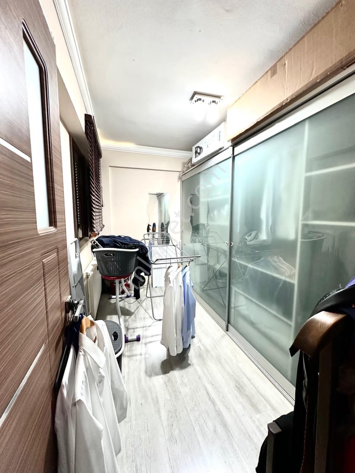 Konak 2. Karantina'da 3+1 110 M2 Arakat - Görsel 16