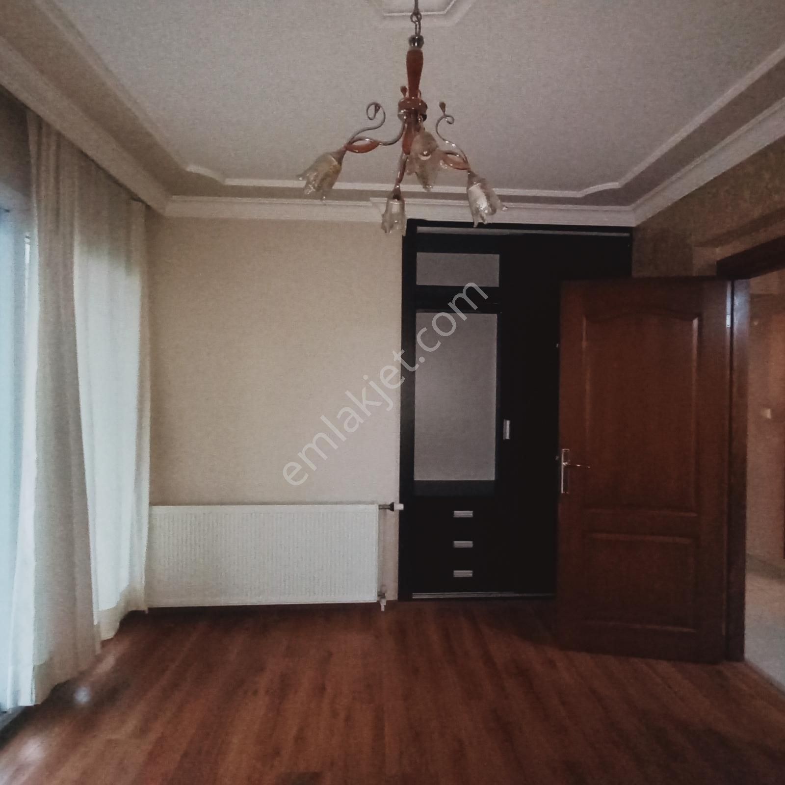 Karşıyaka Çarşı Bitiminde Site İçi Yapılı 3+1 160 M2 - Görsel 4