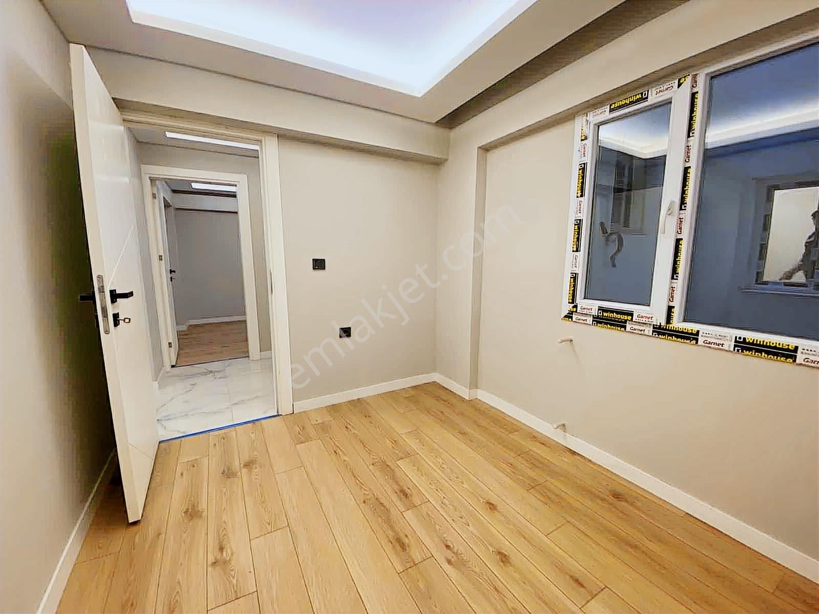Amerikan Koleji Yanı Deniz Manzaralı 3+1 130 M² Satılık Daire - Görsel 8