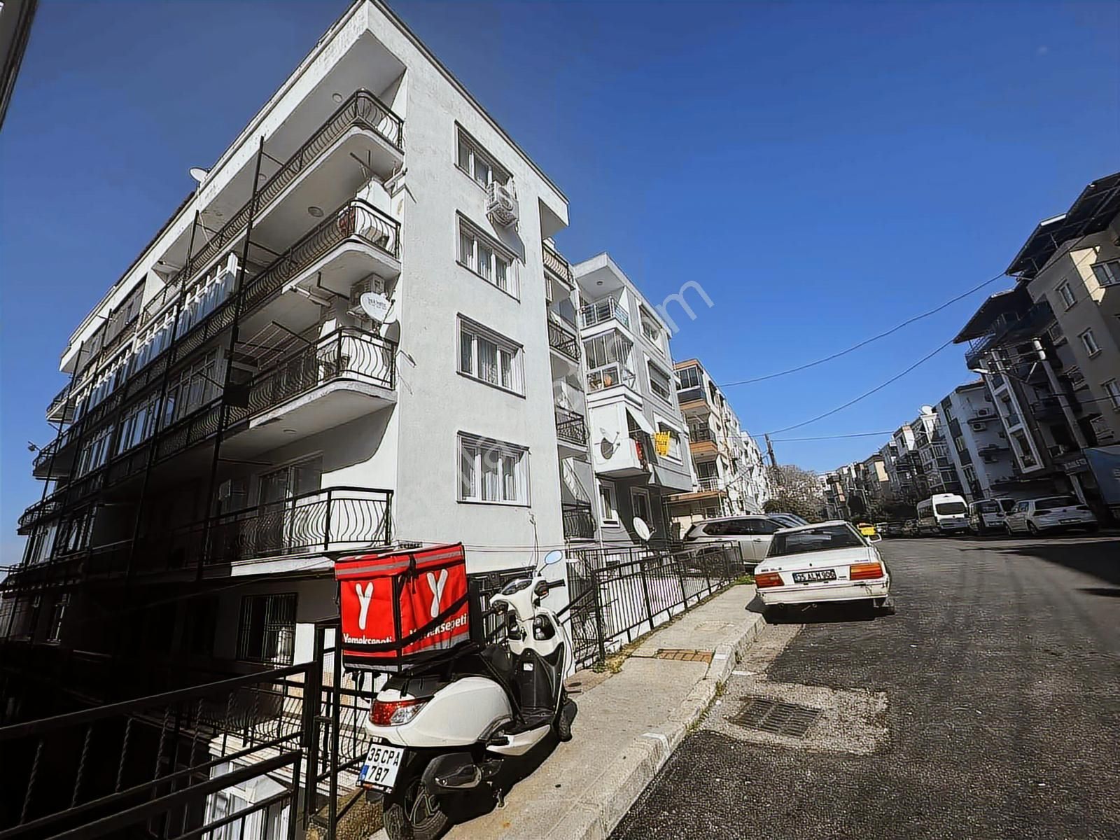 Amerikan Koleji Yanı Deniz Manzaralı 3+1 130 M² Satılık Daire