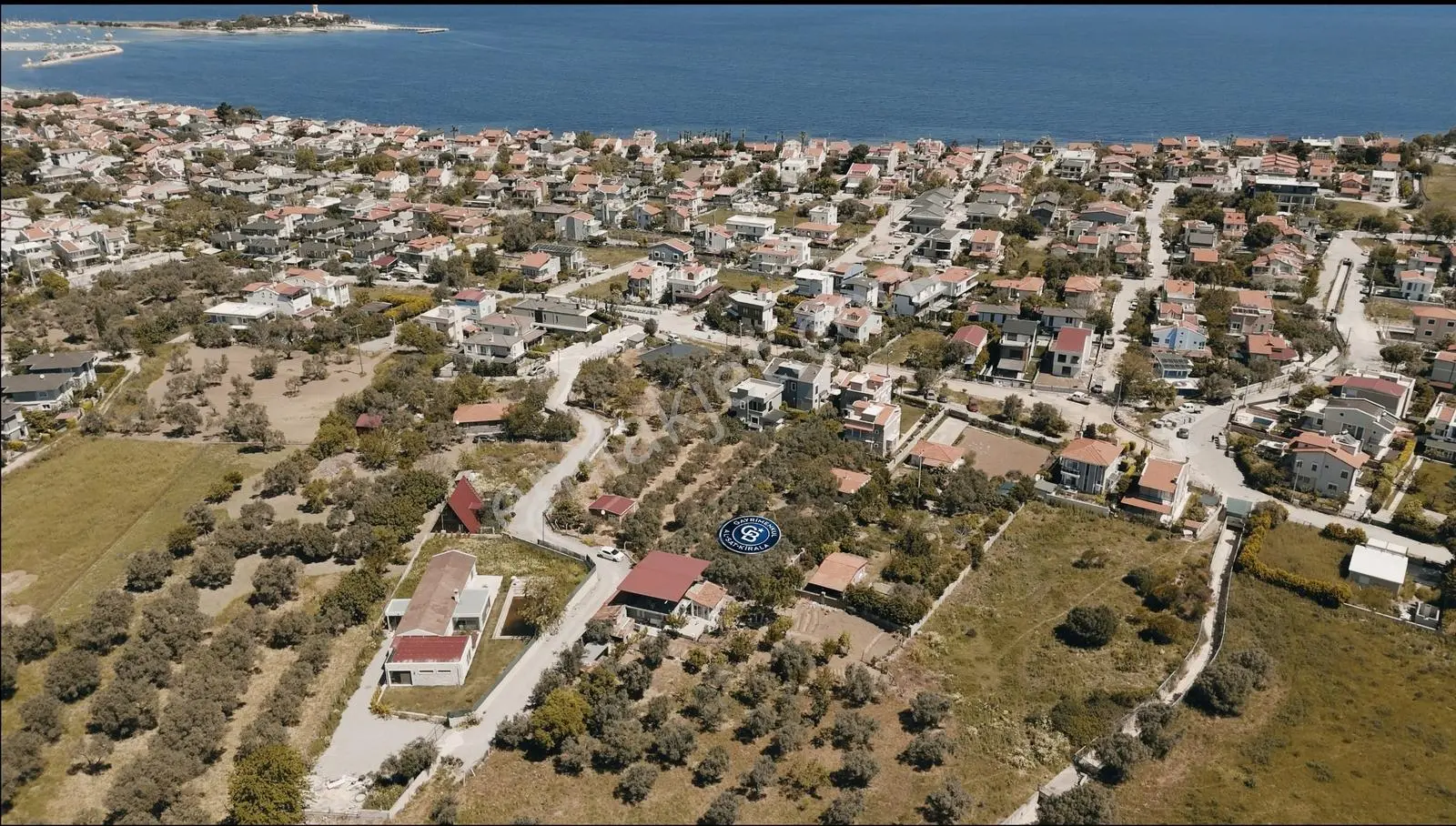 Urla Denizli Mahallesinde Satılık Arsa