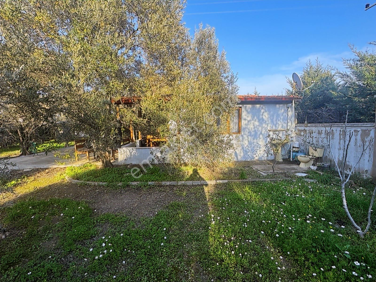 Urla Denizli Mahallesinde Satılık Arsa