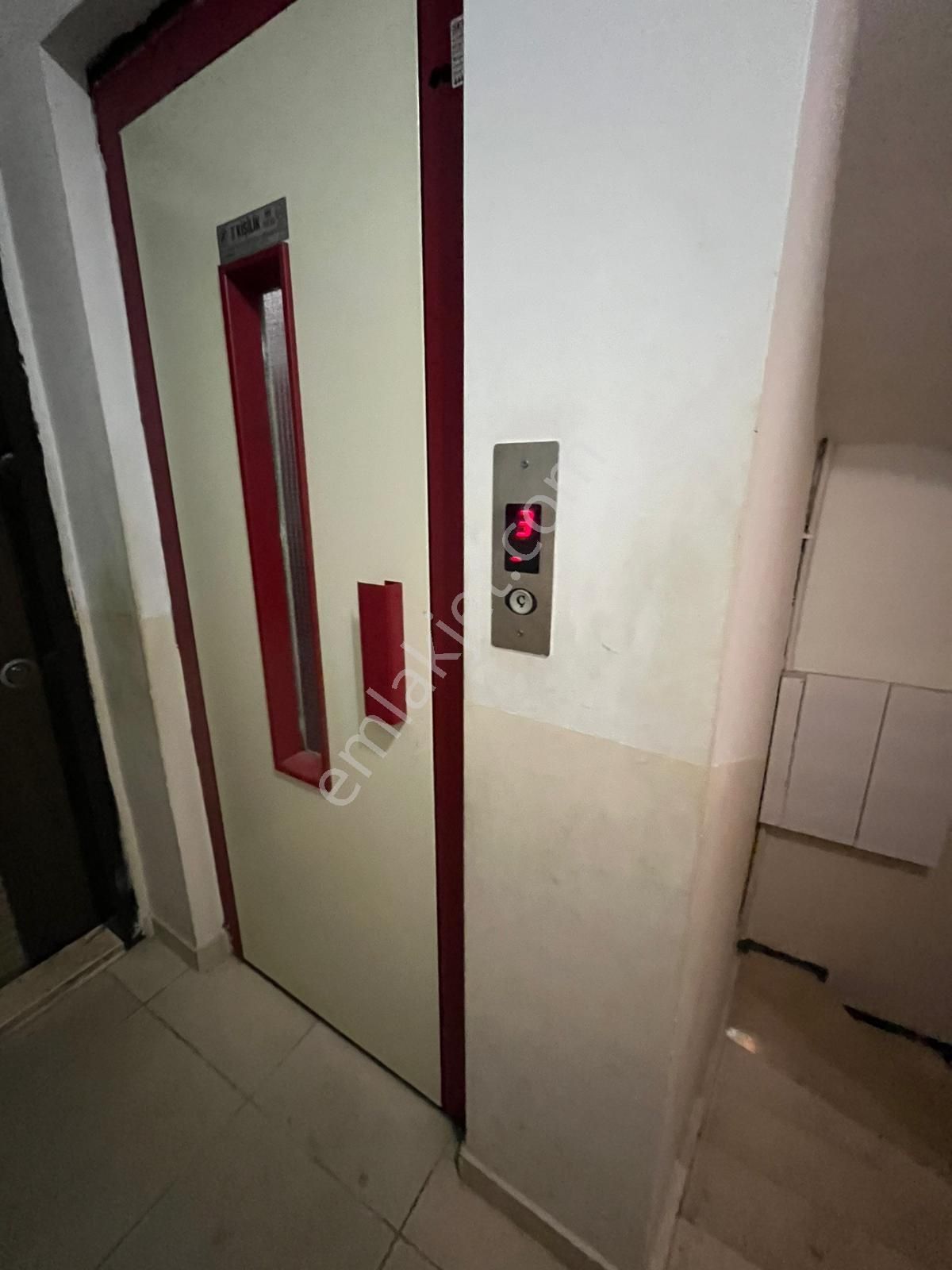 Şeref Emlak Satılık Daire 4.100.000 Tl - Görsel 28