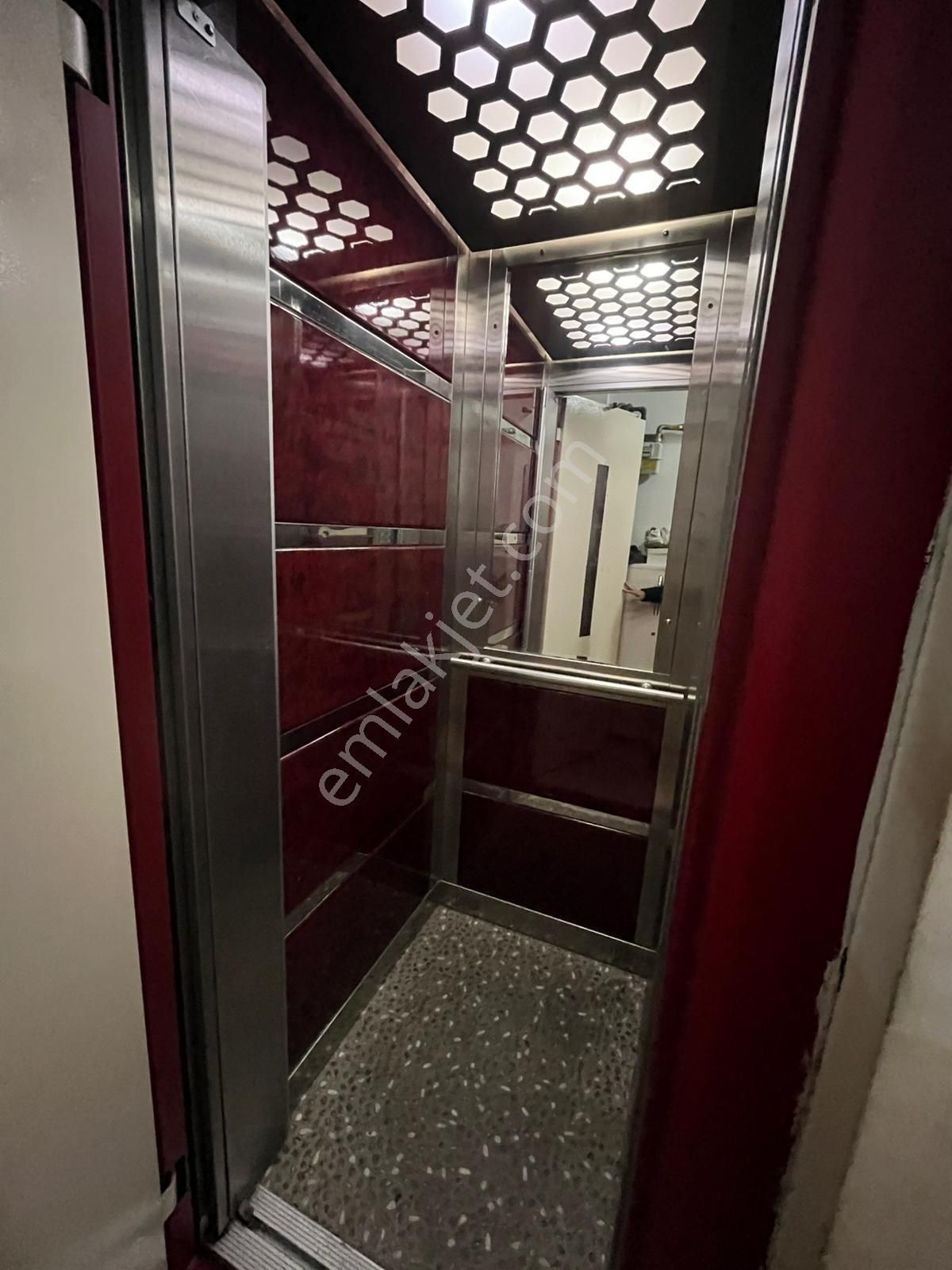 Şeref Emlak Satılık Daire 4.100.000 Tl - Görsel 19