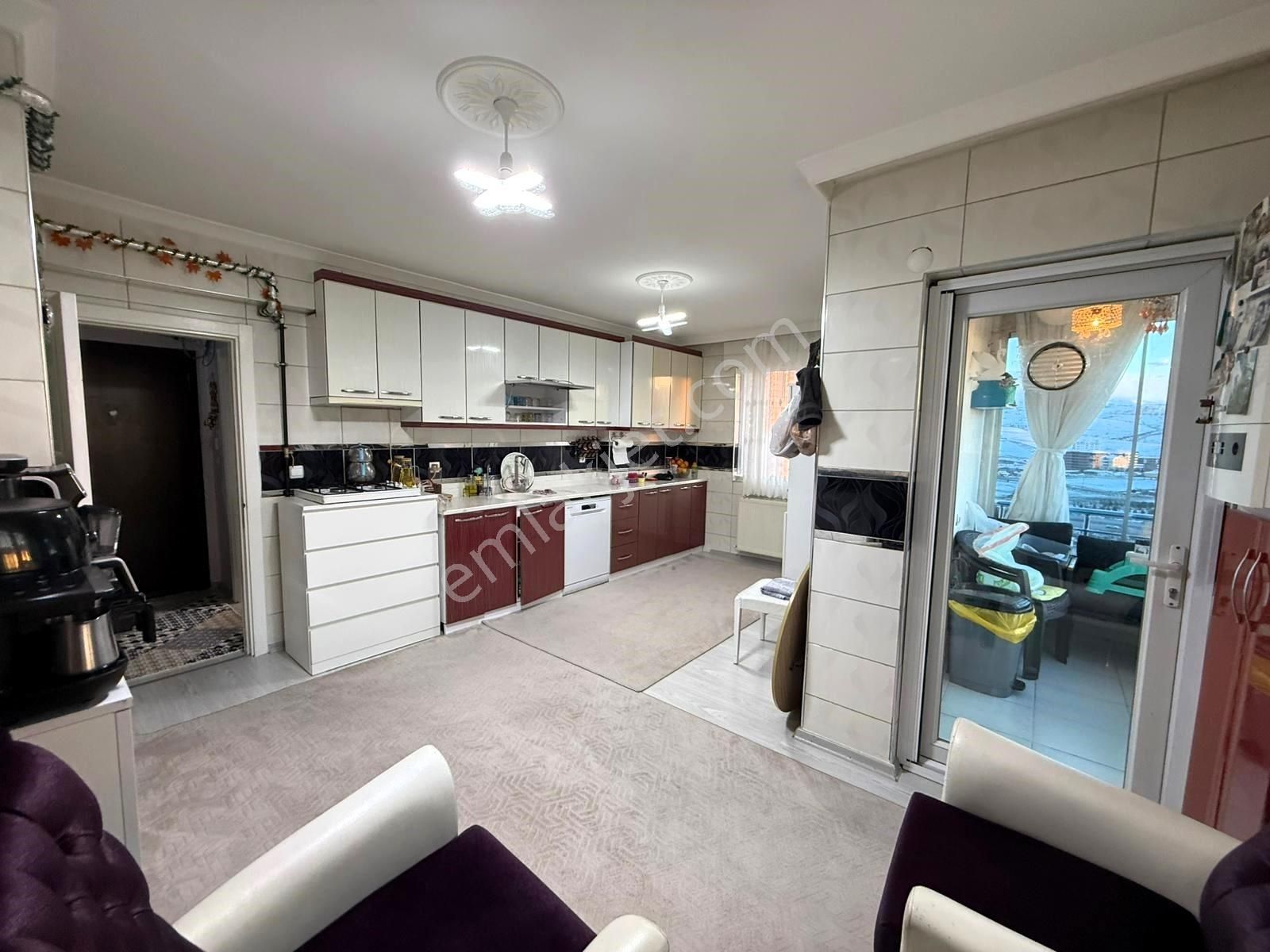 ꧁▇yılmaz'dan▇꧂merkezi Konumda Önü Açık Masrafsız 4+1 Daire