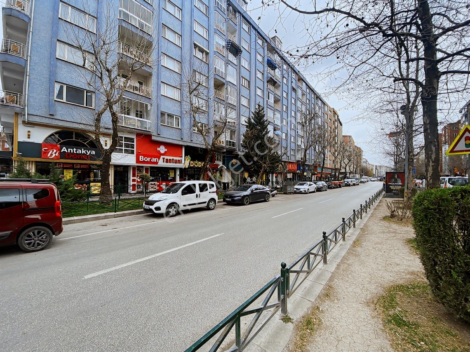 Bess'den Prf.yılmaz Büyükerşen Bulv.üzeri Devren Kiralık İş Yeri - Görsel 14