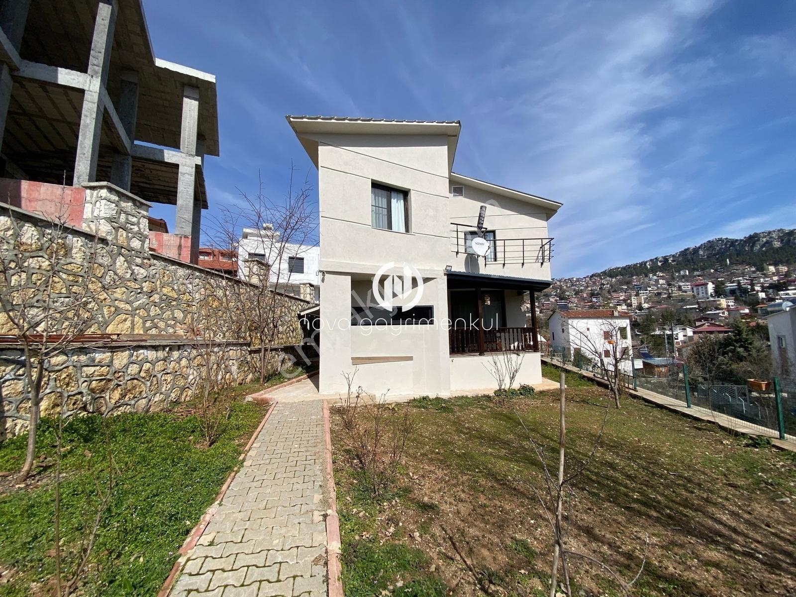 **nova** Toroslar Gözne'de Şık Tasarım Lüks 3+1 Villa - Görsel 9