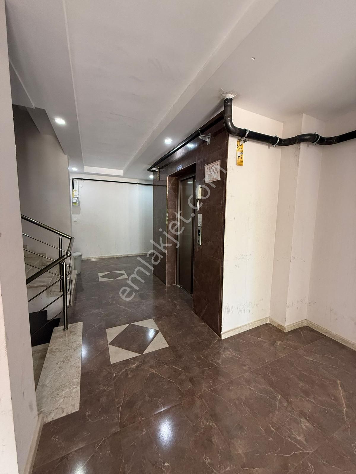 Rauf Denktaş Cad. Ayrı Mutfak 2+1 Boş Daire - Görsel 24