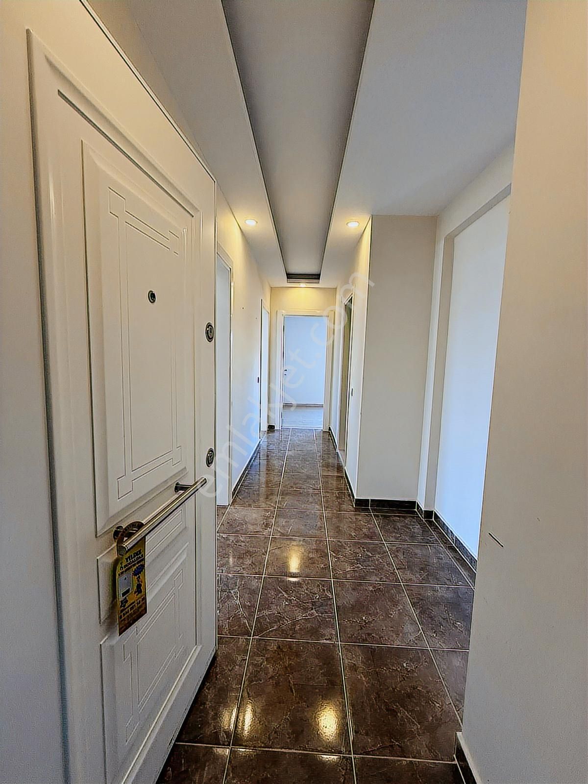 Rauf Denktaş Cad. Ayrı Mutfak 2+1 Boş Daire - Görsel 20