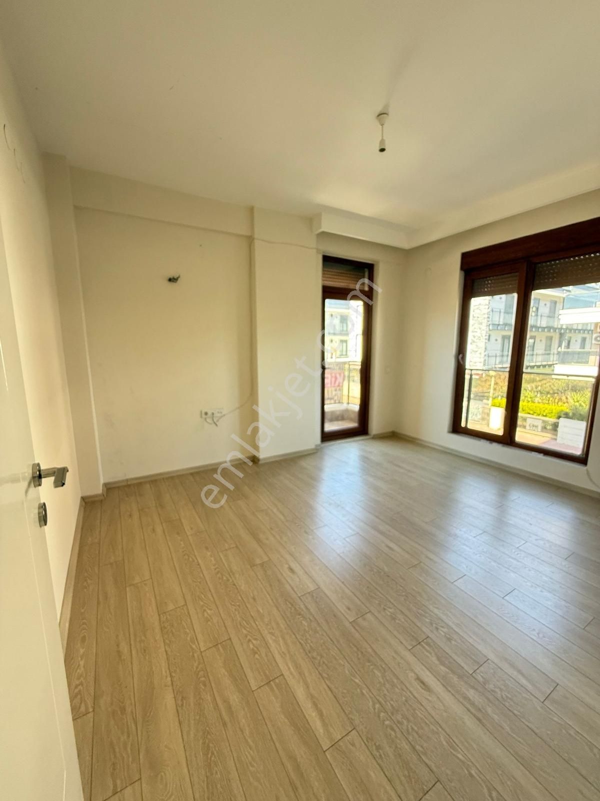 Rauf Denktaş Cad. Ayrı Mutfak 2+1 Boş Daire - Görsel 25