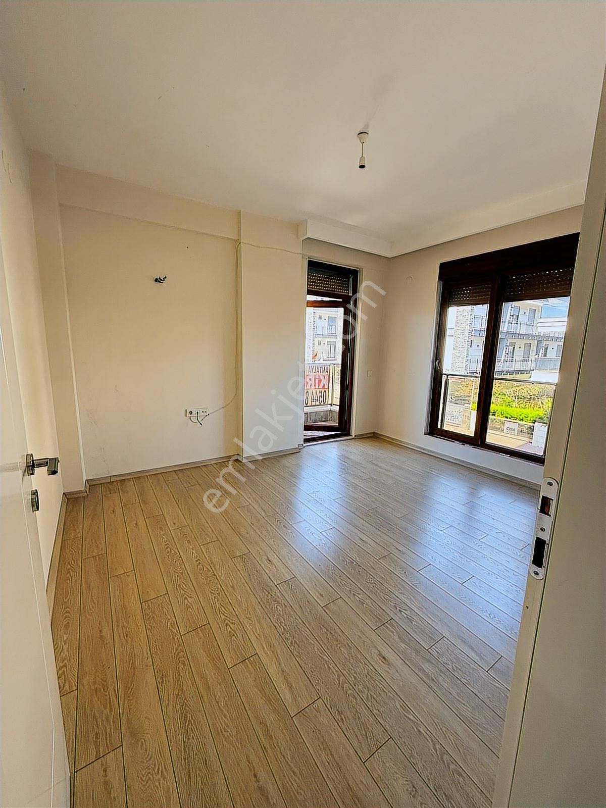 Rauf Denktaş Cad. Ayrı Mutfak 2+1 Boş Daire - Görsel 7