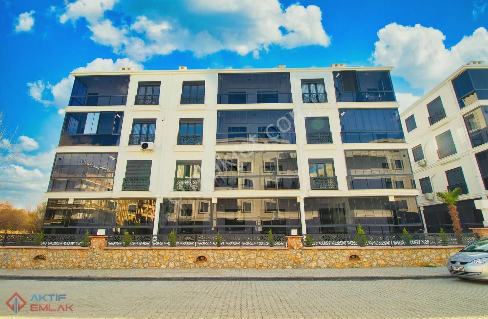 ▓aktiften Altınkumda Harika Konumlu Ön Cephe Arakat Lüx 2+1daire