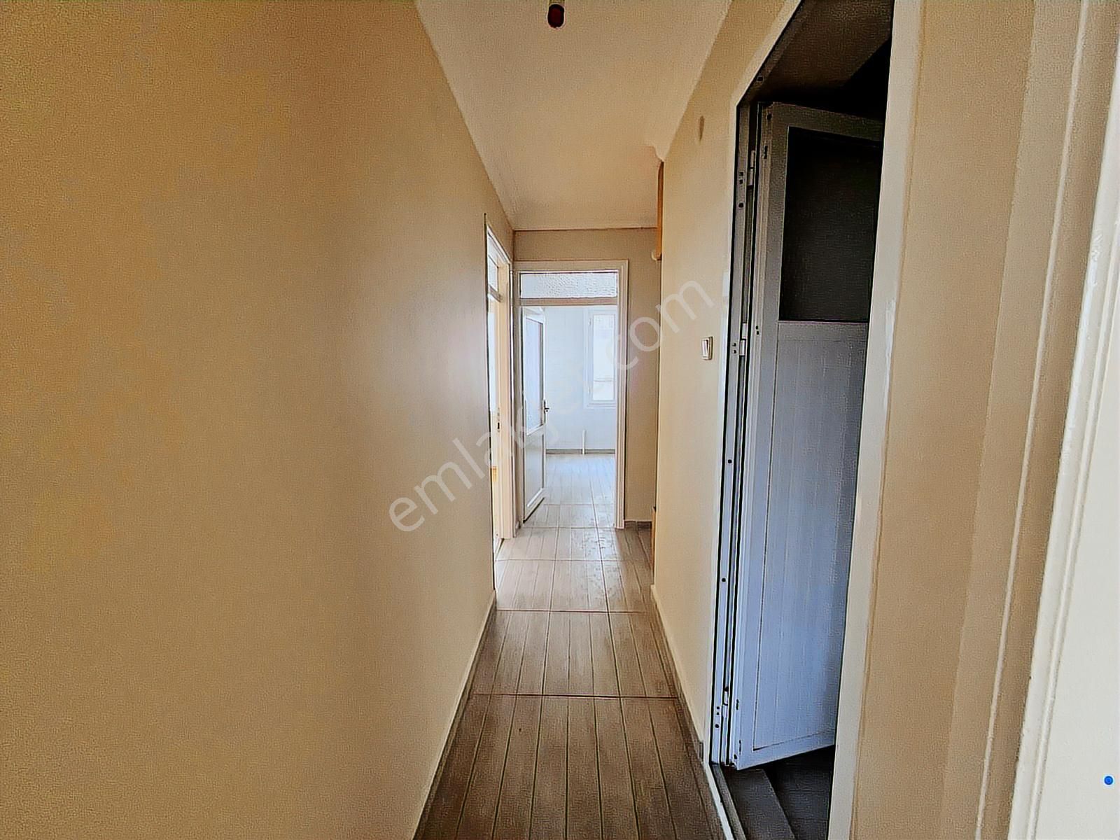 Balçova Korutürk Hastaneye Çok Yakın 135 M² Kiralık 3+1 Daire - Görsel 2