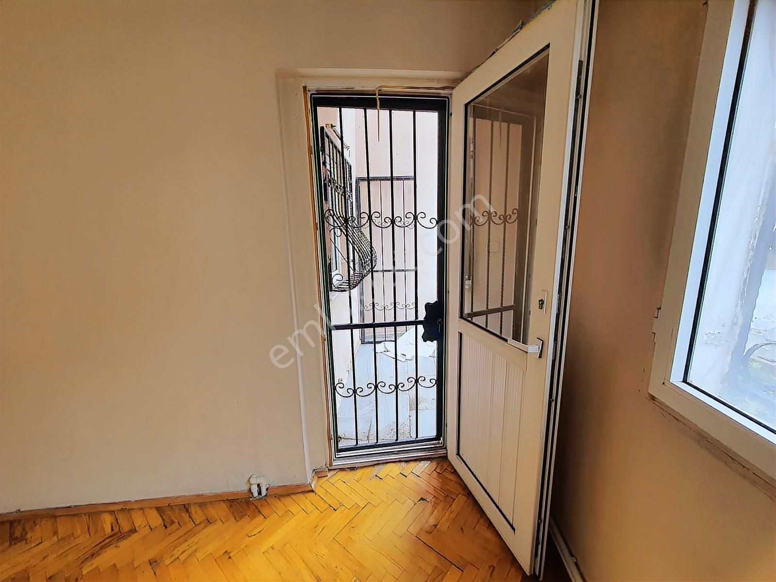 Narlıdere Çamtepe Mah. Öncü Sok. Arakat 2+1 Metroya Yakın - Görsel 11