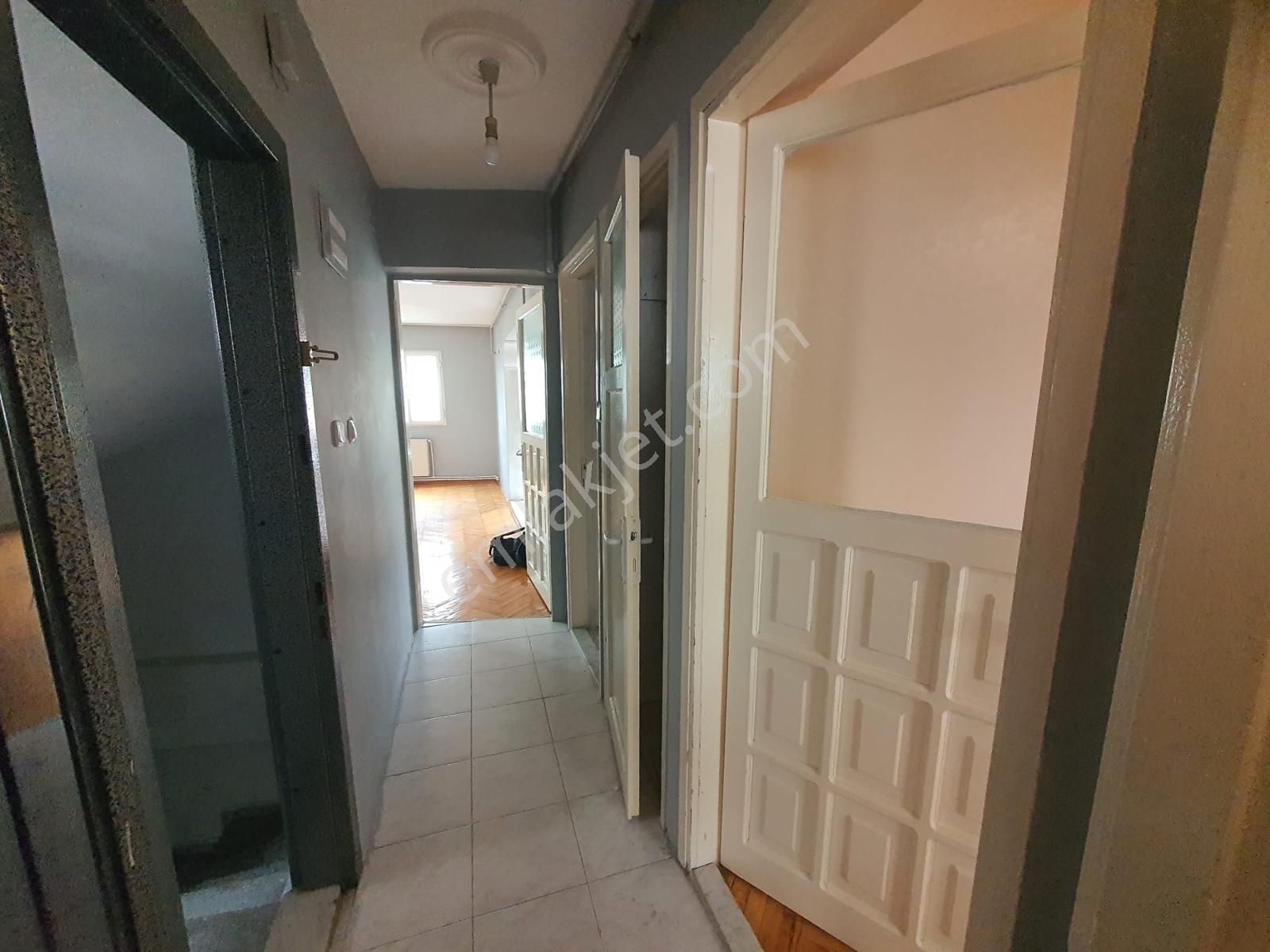 Narlıdere Çamtepe Mah. Öncü Sok. Arakat 2+1 Metroya Yakın - Görsel 15