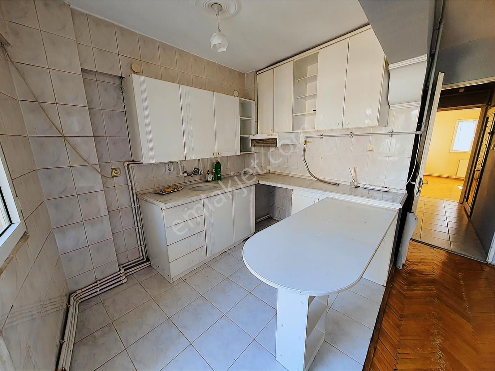 Narlıdere Çamtepe Mah. Öncü Sok. Arakat 2+1 Metroya Yakın - Görsel 20