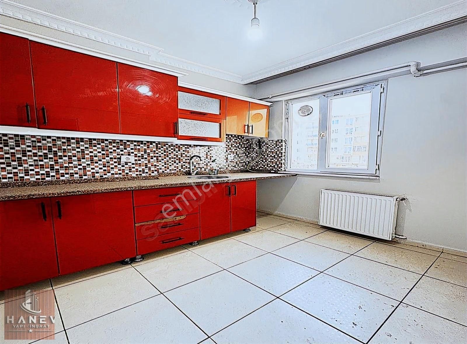 Pınar Mahallesinde Merkezi Konumda Geniş Mutfaklı 2+1 Ara Kat - Görsel 21