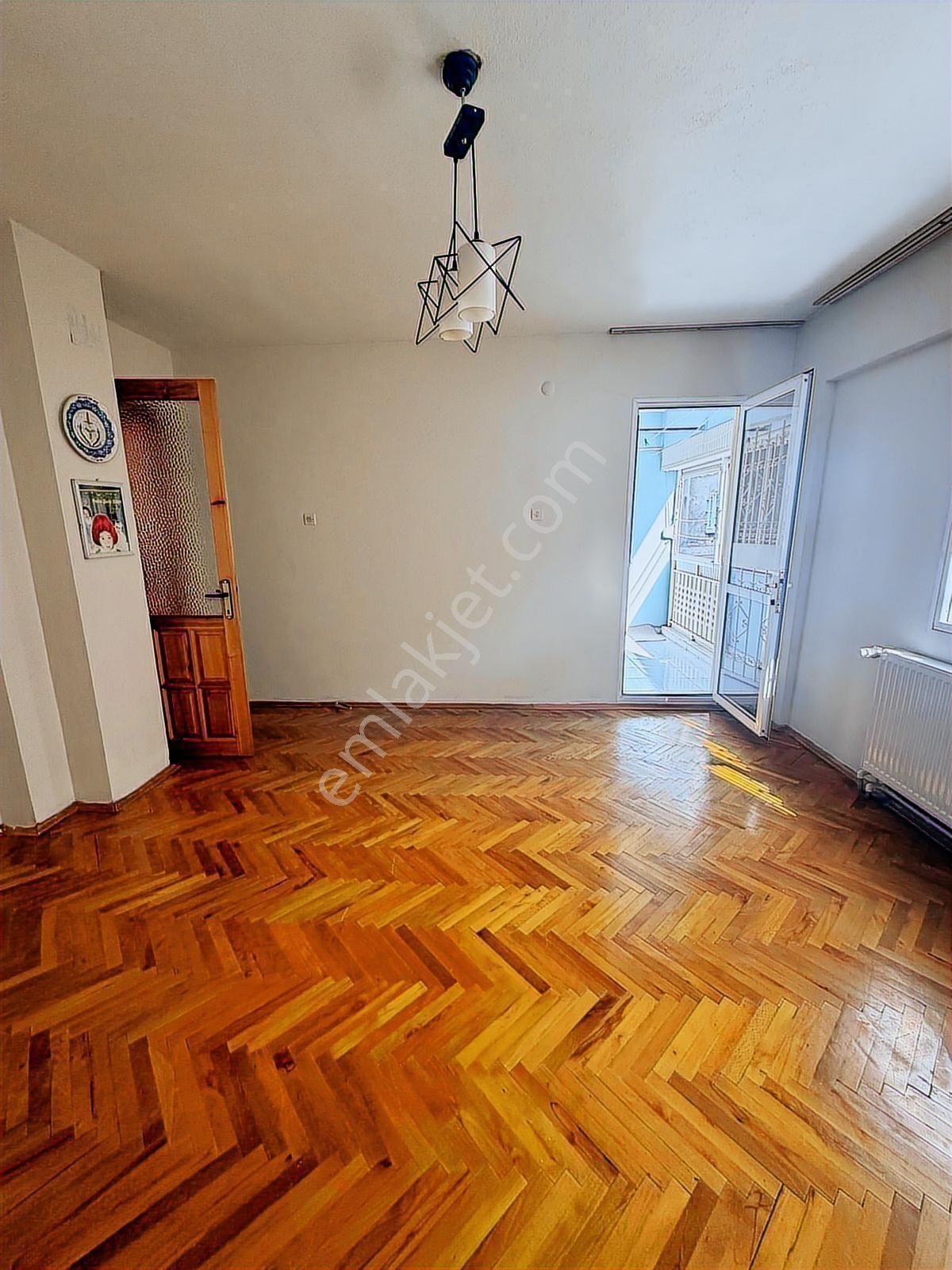 Üçyol Metro-anayola Yürüme Mesafesinde 2+1 Kiralık Daire - Görsel 13