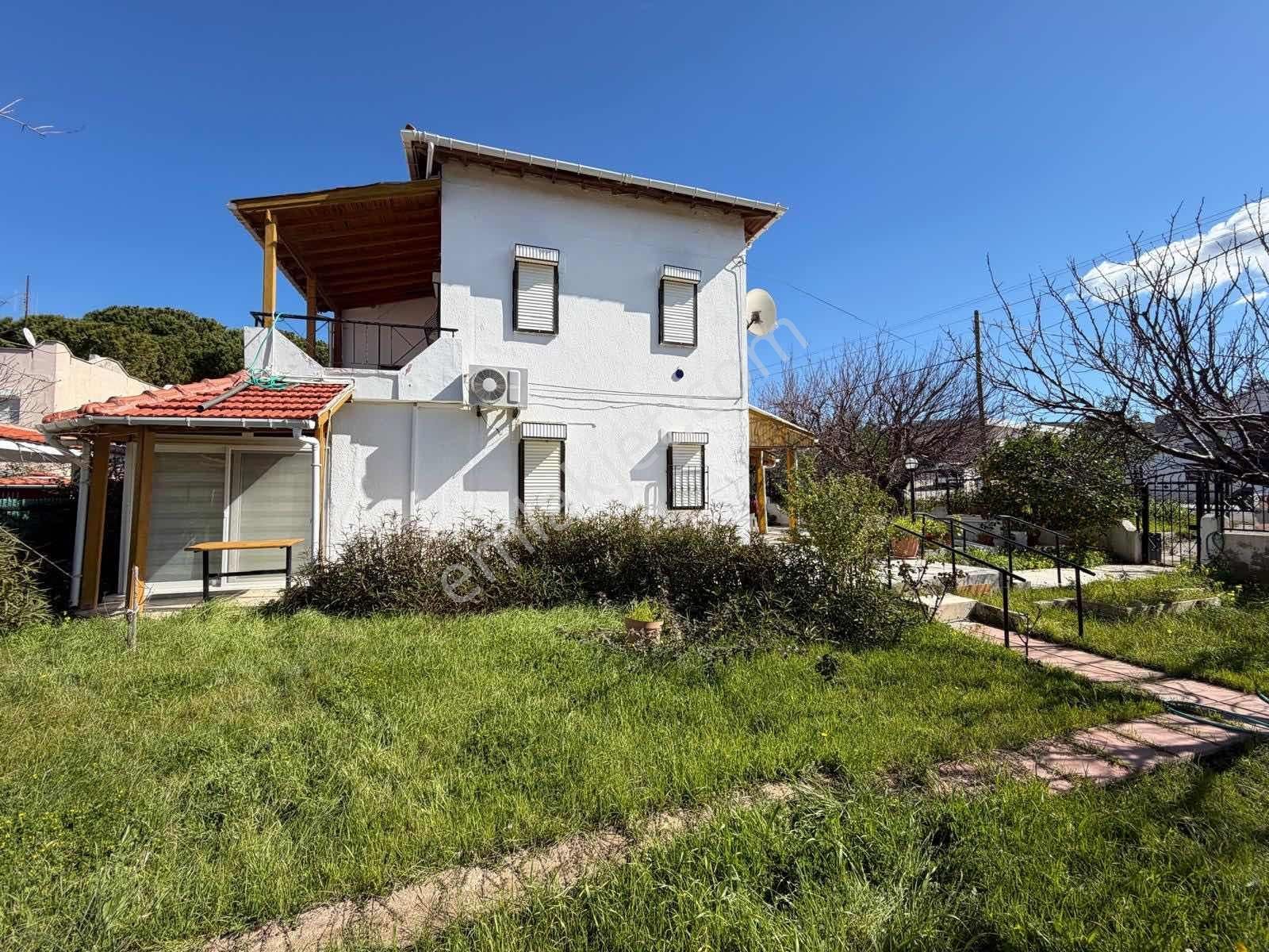 Çeşme Yalı Mahallesi'nde 354 M2 Arsa Paylı Müstakil Villa - Görsel 13