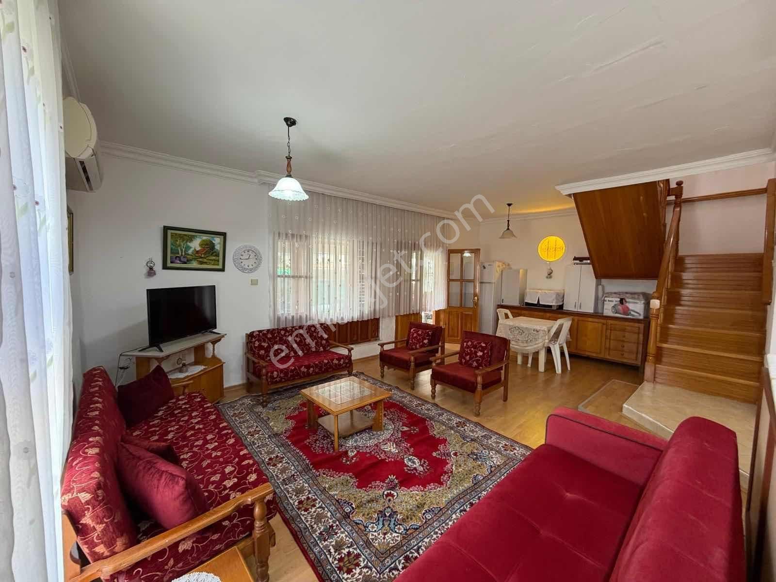 Çeşme Yalı Mahallesi'nde 354 M2 Arsa Paylı Müstakil Villa - Görsel 5