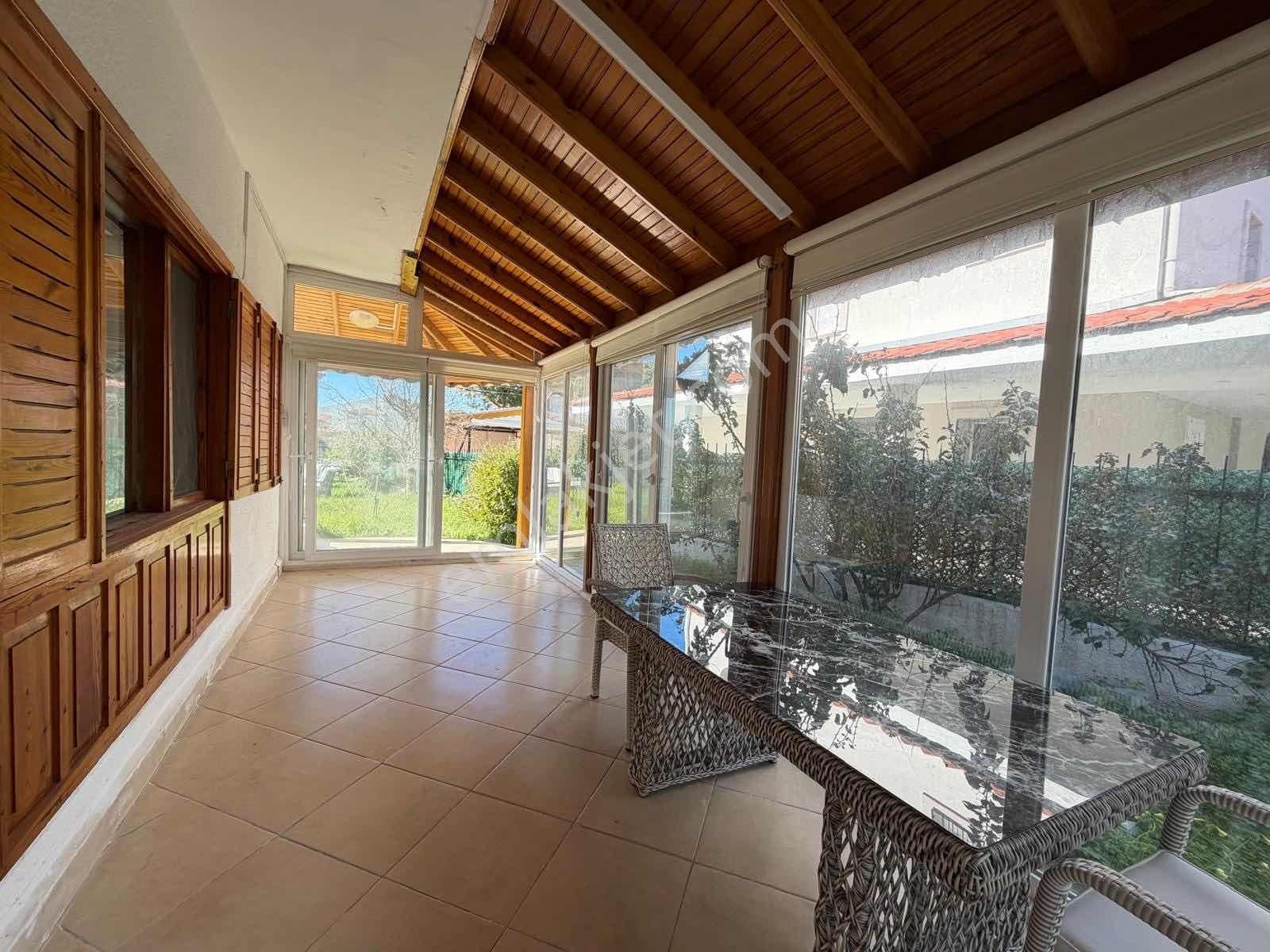 Çeşme Yalı Mahallesi'nde 354 M2 Arsa Paylı Müstakil Villa - Görsel 17