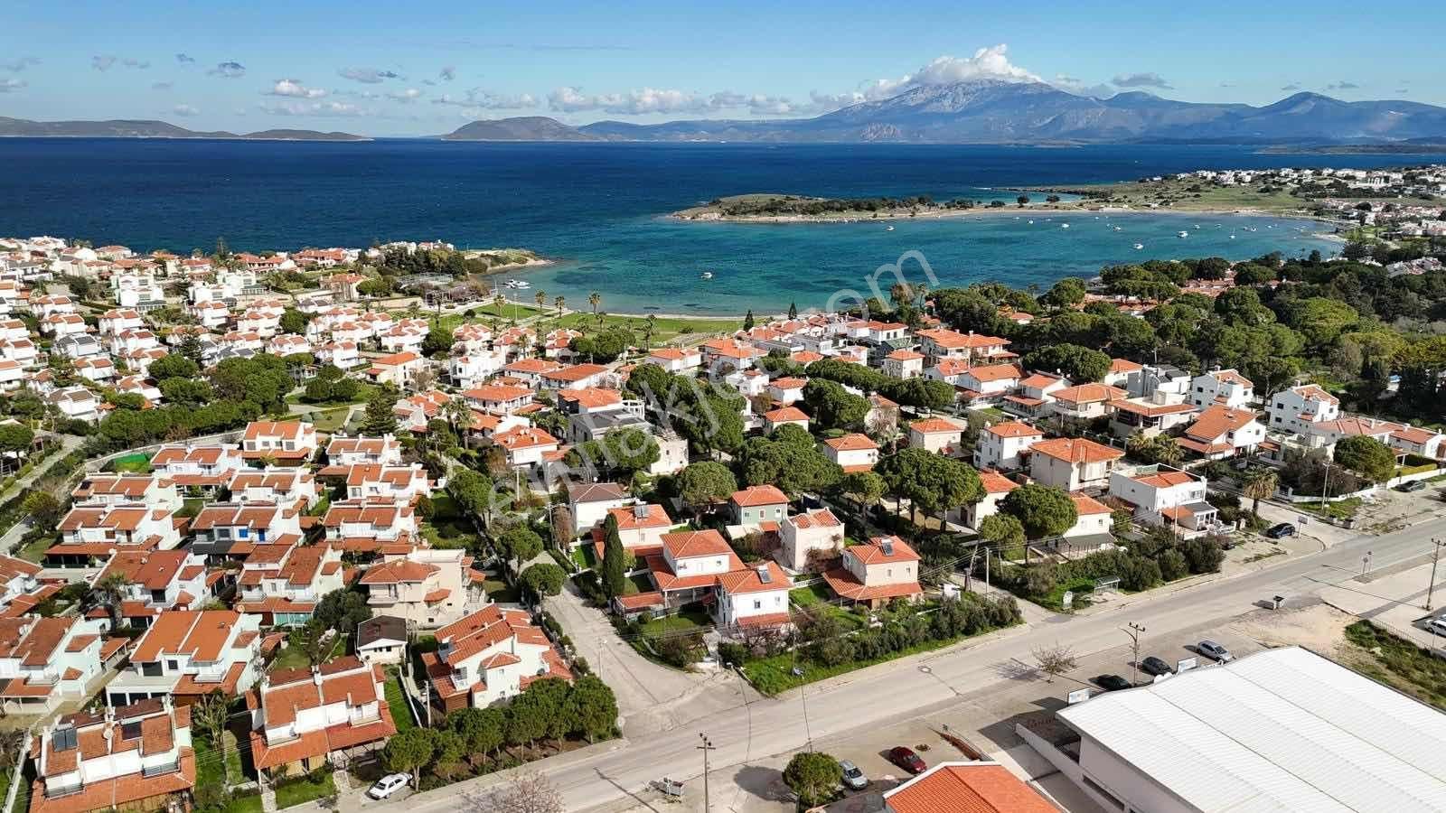 Çeşme Yalı Mahallesi'nde 354 M2 Arsa Paylı Müstakil Villa