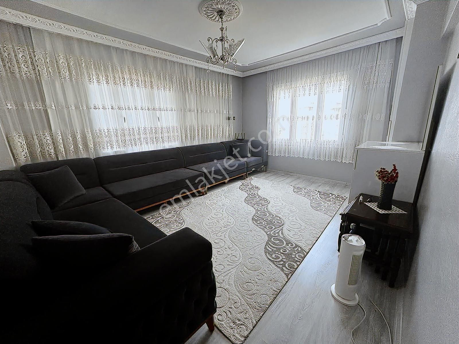 Karabağlar İhsan Alyanak Mah. Satılık 2 Katlı Müstakil Ev - Görsel 16