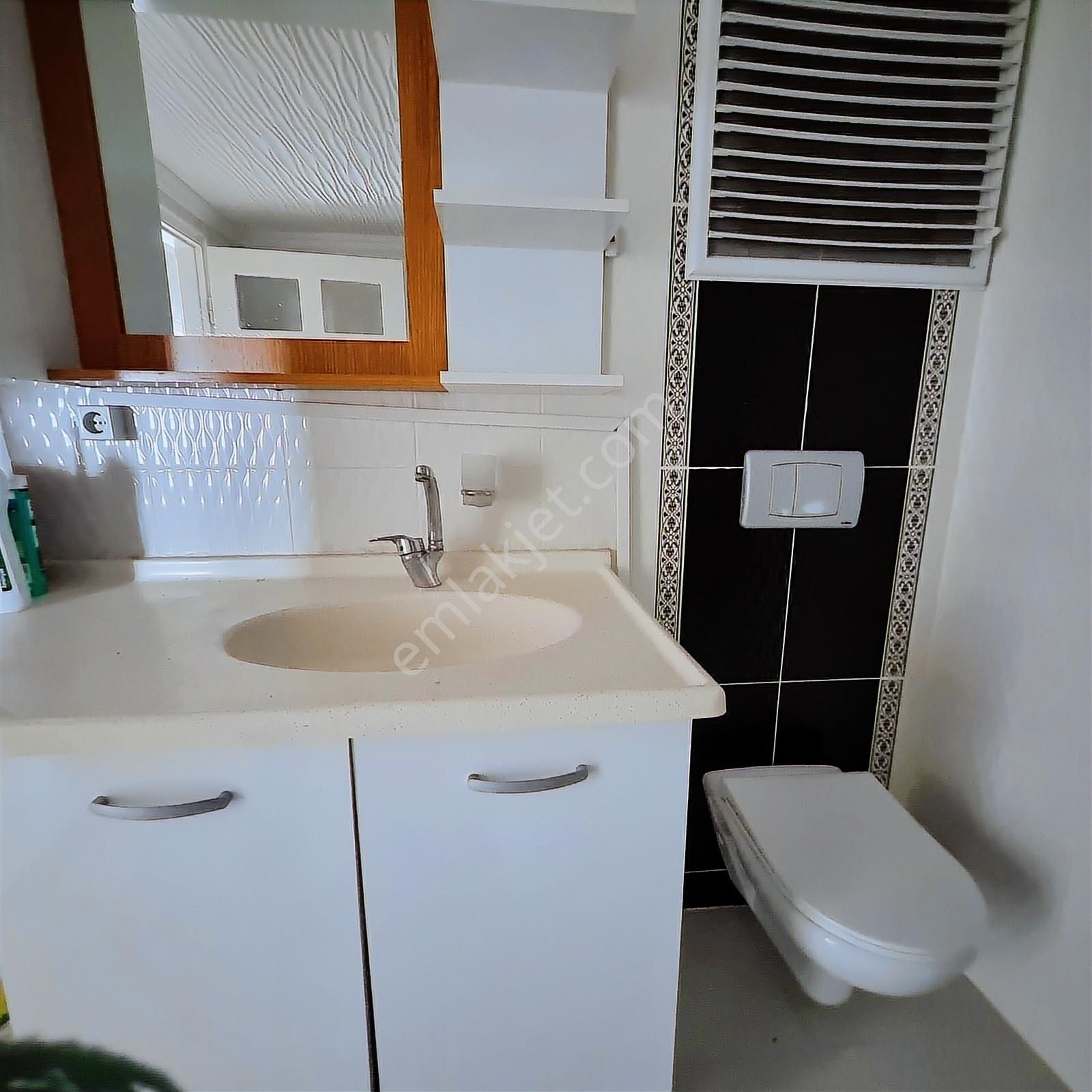 Merkezi Konumda 3+1 Bahçeli, Otoparklı, Ferah Daire - Görsel 19