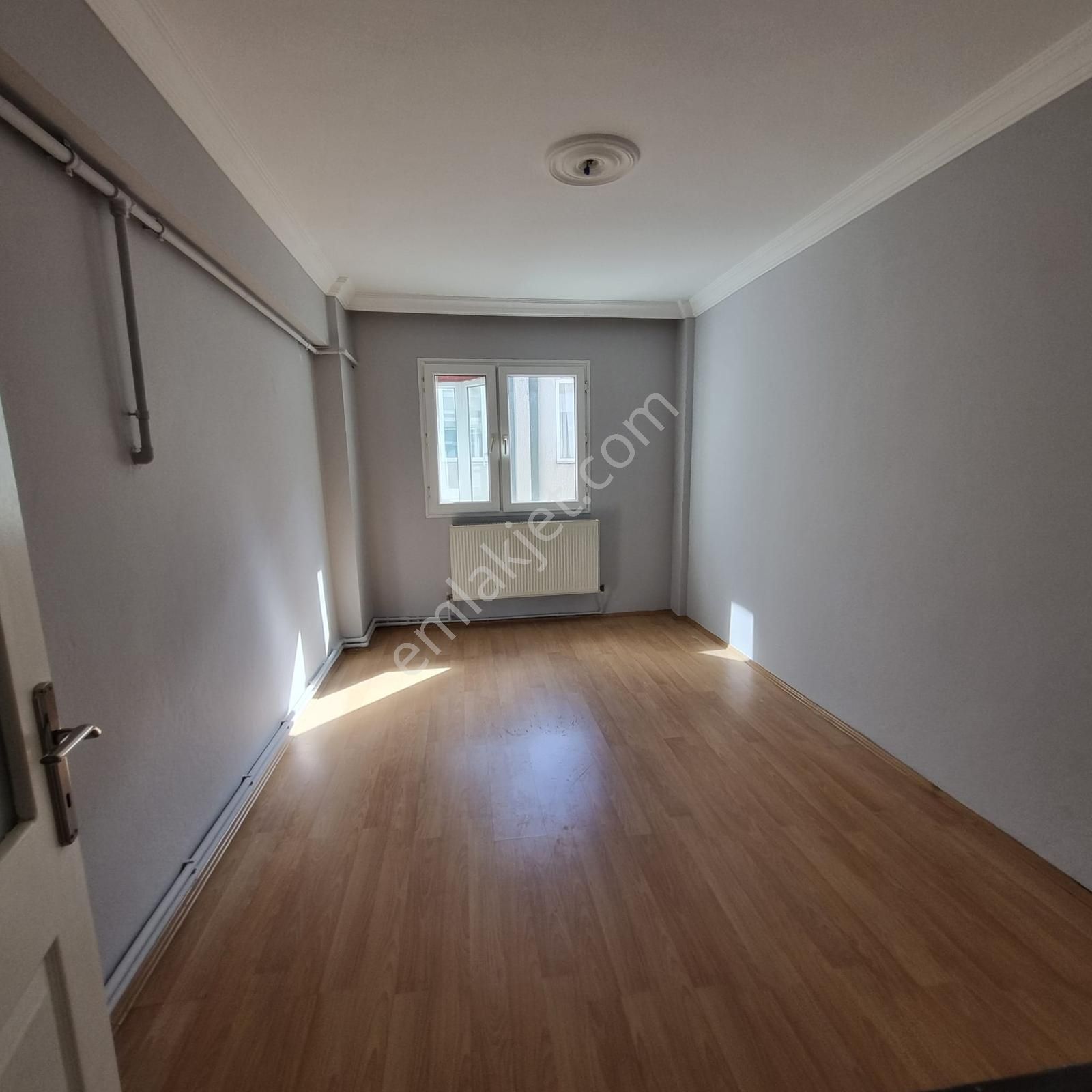 Merkezi Konumda 3+1 Bahçeli, Otoparklı, Ferah Daire - Görsel 11