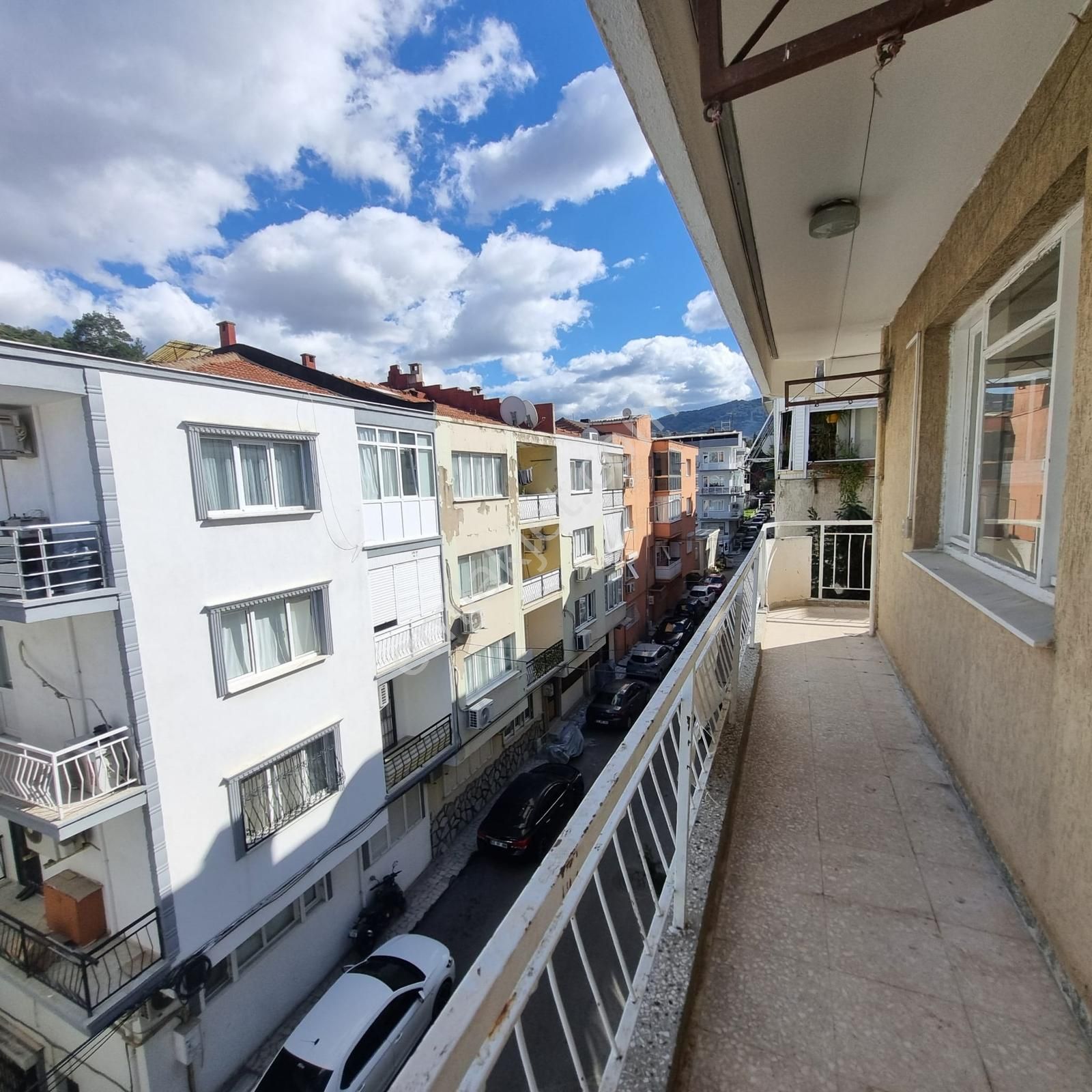 Merkezi Konumda 3+1 Bahçeli, Otoparklı, Ferah Daire - Görsel 9