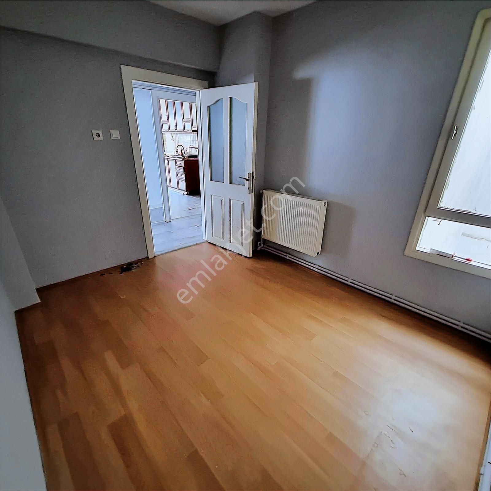 Merkezi Konumda 3+1 Bahçeli, Otoparklı, Ferah Daire - Görsel 12