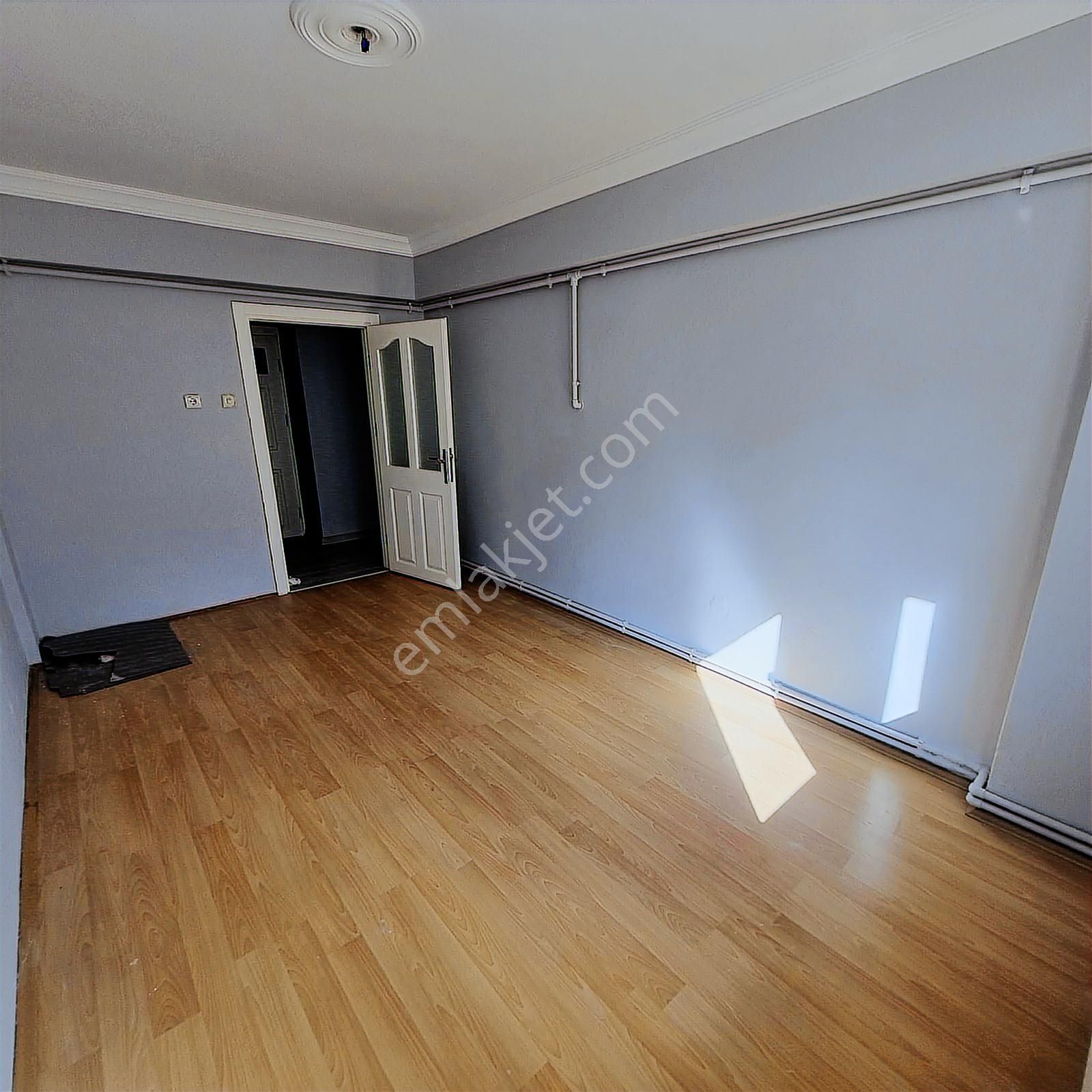 Merkezi Konumda 3+1 Bahçeli, Otoparklı, Ferah Daire - Görsel 17