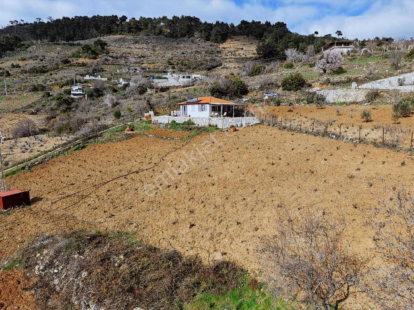 Kavacık Merkezde Satılık Bağ & Bağ Evi 2.586 M² - Görsel 3
