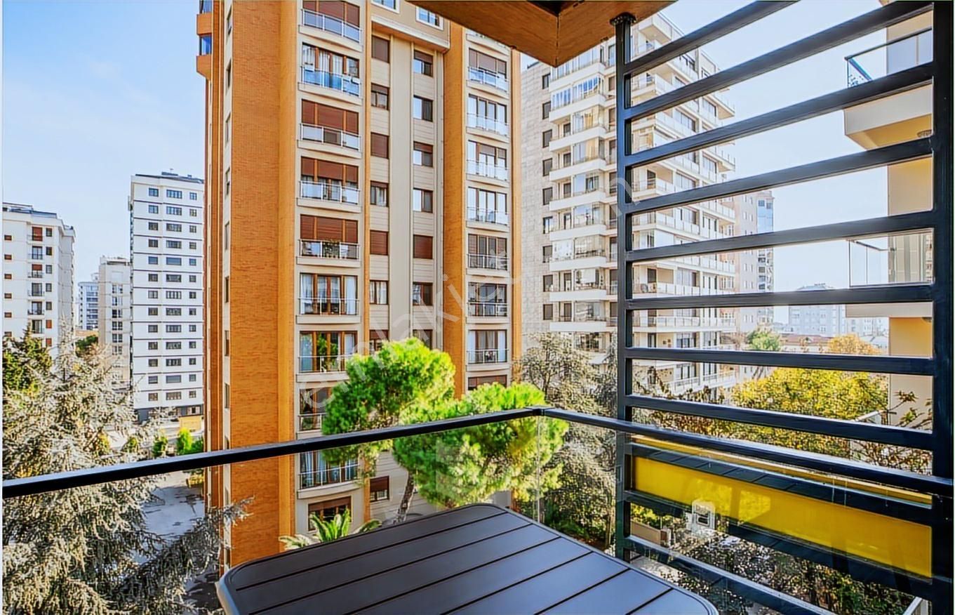 Caddebostan Şerafettin Sk'da Yeni Binada Full Eşyalı Kiralık 3+1 - Görsel 3