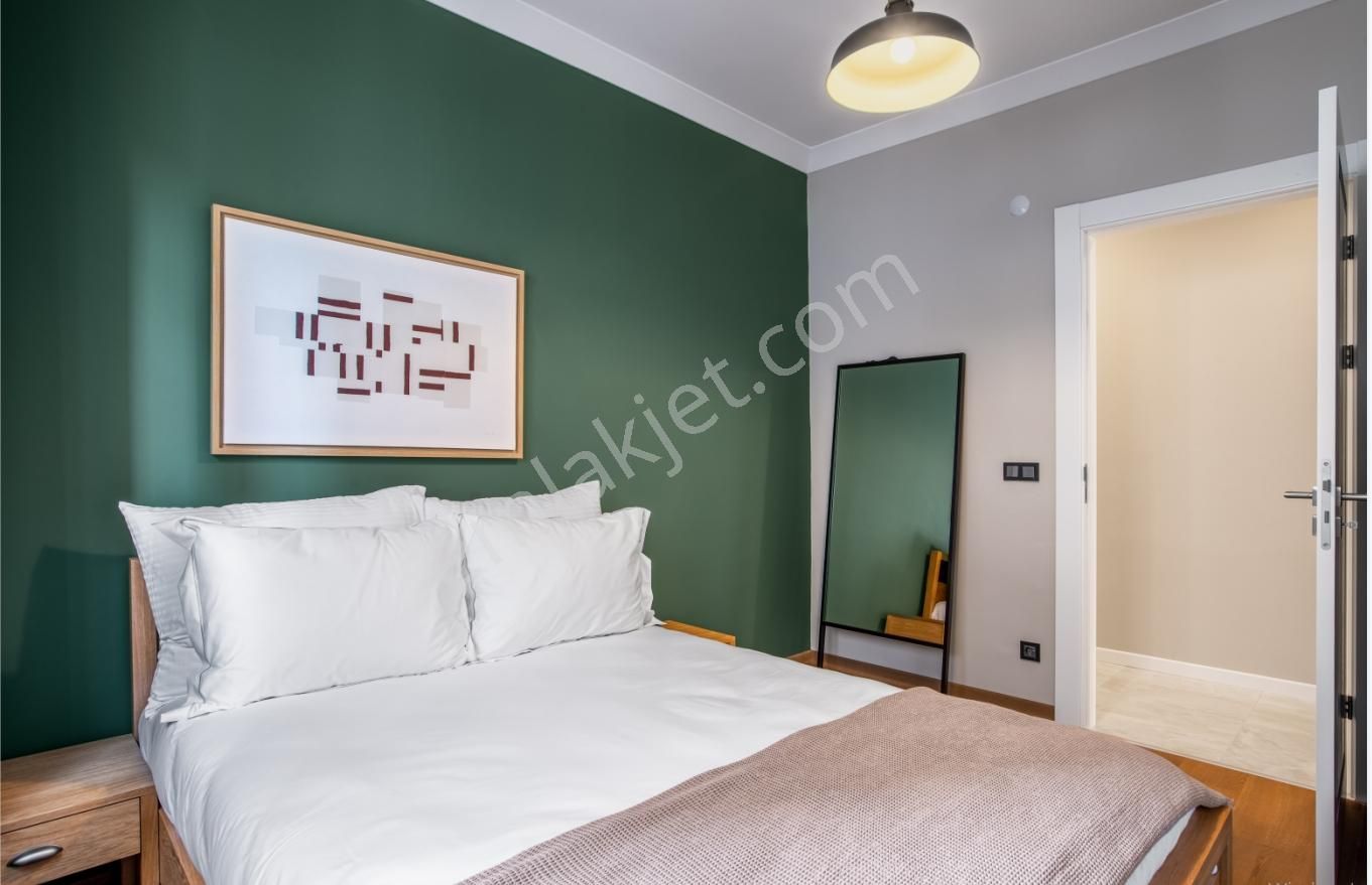 Caddebostan Şerafettin Sk'da Yeni Binada Full Eşyalı Kiralık 3+1 - Görsel 6