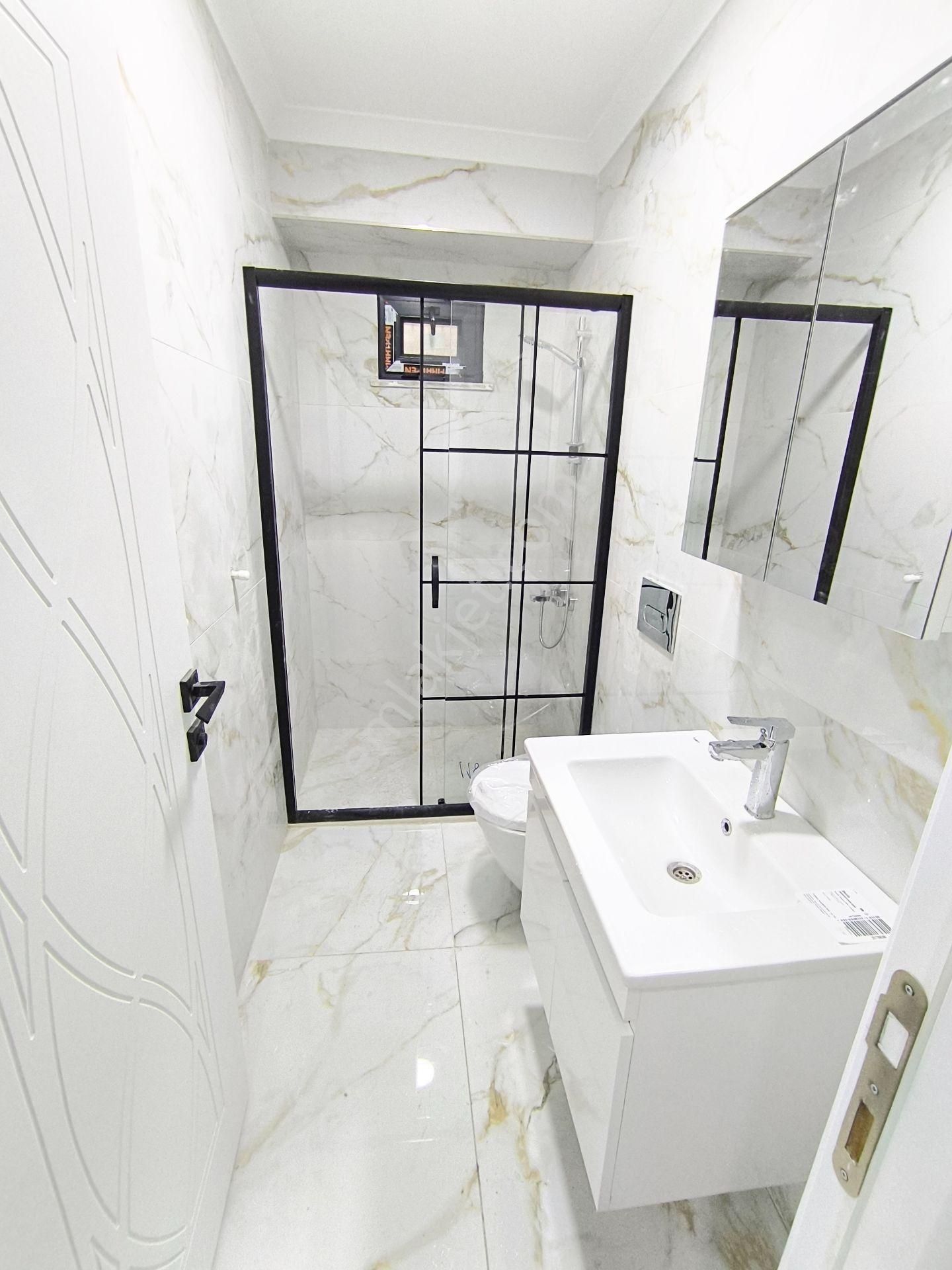 E5 Metro Metrobüse Yürüme Mesafesinde Sıfır Daire