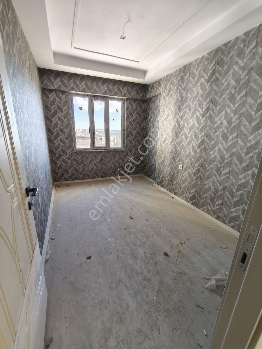 Seyran Emlaktan Satılık Sıfır 2+1 Ön Cephe Daire - Görsel 4