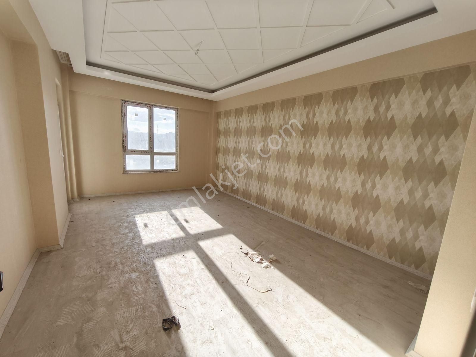 Seyran Emlaktan Satılık Sıfır 2+1 Ön Cephe Daire - Görsel 16