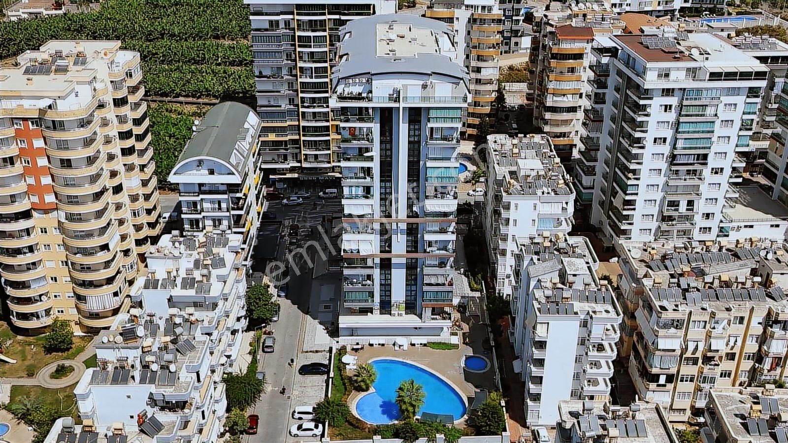 Mahmutlar'da Sahile 500 M Mesafede Eşyalı Daire | Tekce