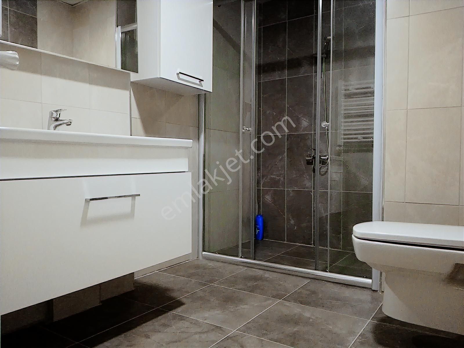 Maltepe Zümrütevlerde Full Ada Sitesi İçerisinde 2+1 80m2 Net - Görsel 23