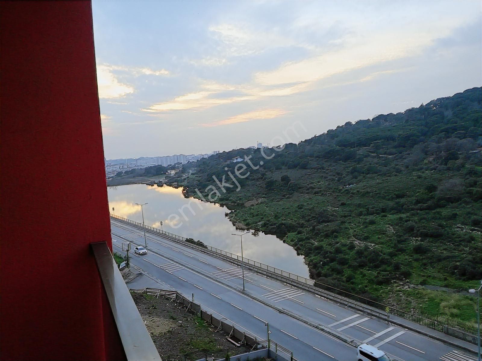 Maltepe Zümrütevlerde Full Ada Sitesi İçerisinde 2+1 80m2 Net - Görsel 19