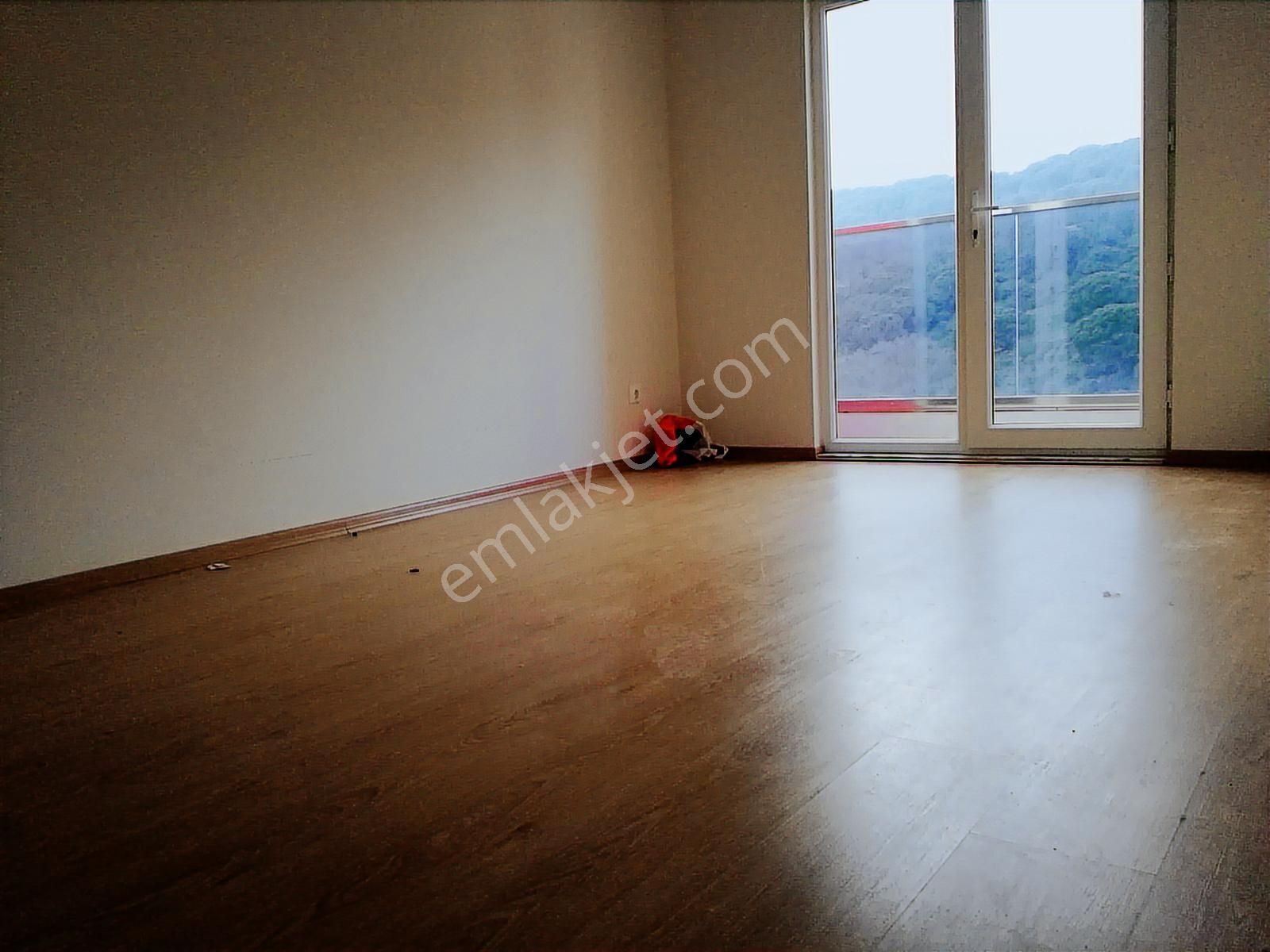 Maltepe Zümrütevlerde Full Ada Sitesi İçerisinde 2+1 80m2 Net - Görsel 22