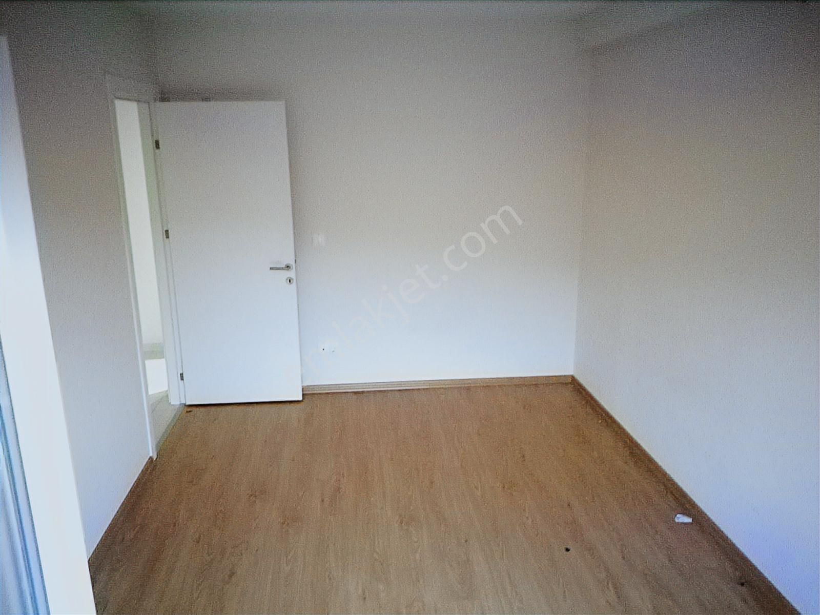 Maltepe Zümrütevlerde Full Ada Sitesi İçerisinde 2+1 80m2 Net - Görsel 33