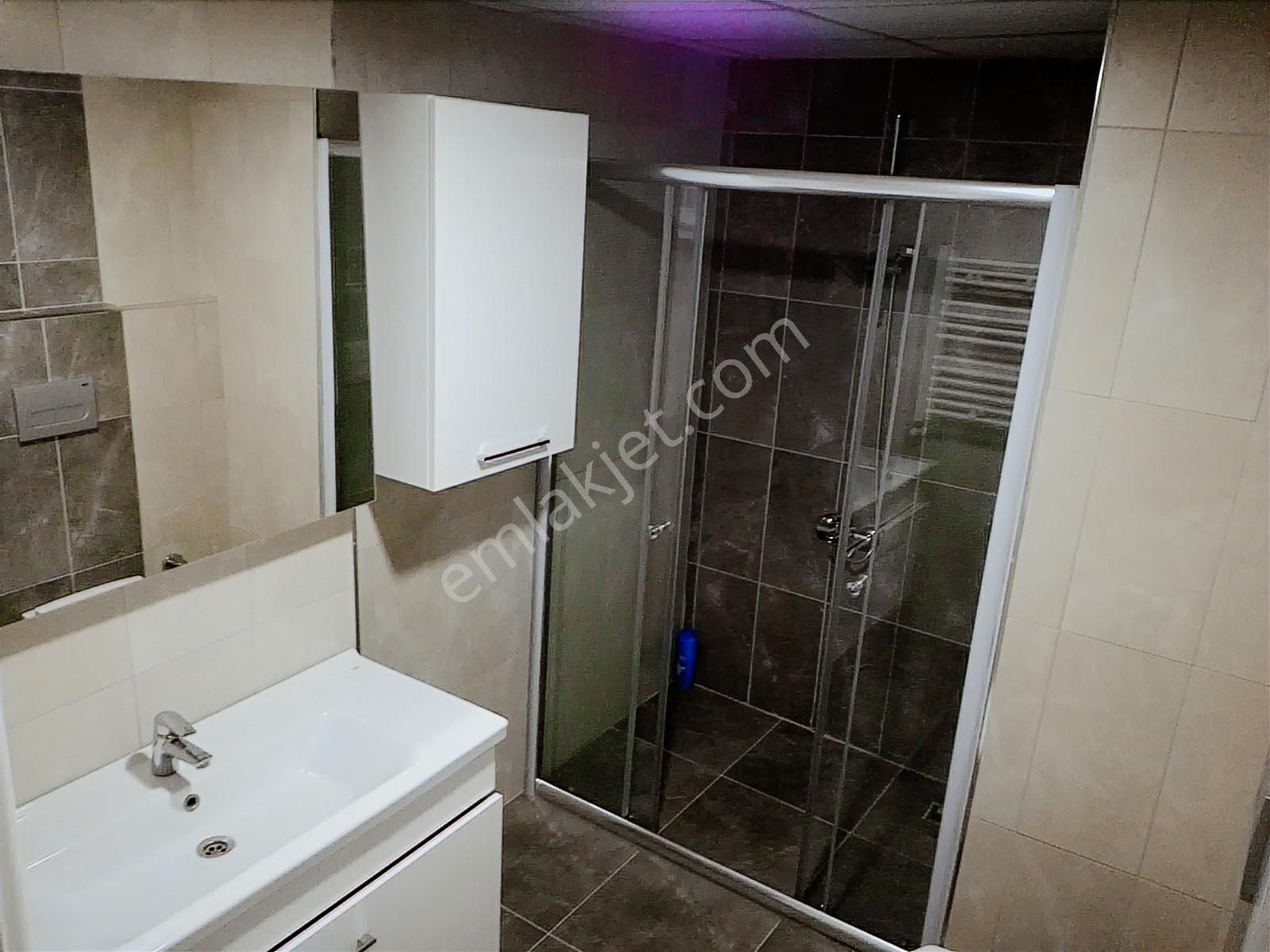 Maltepe Zümrütevlerde Full Ada Sitesi İçerisinde 2+1 80m2 Net - Görsel 9