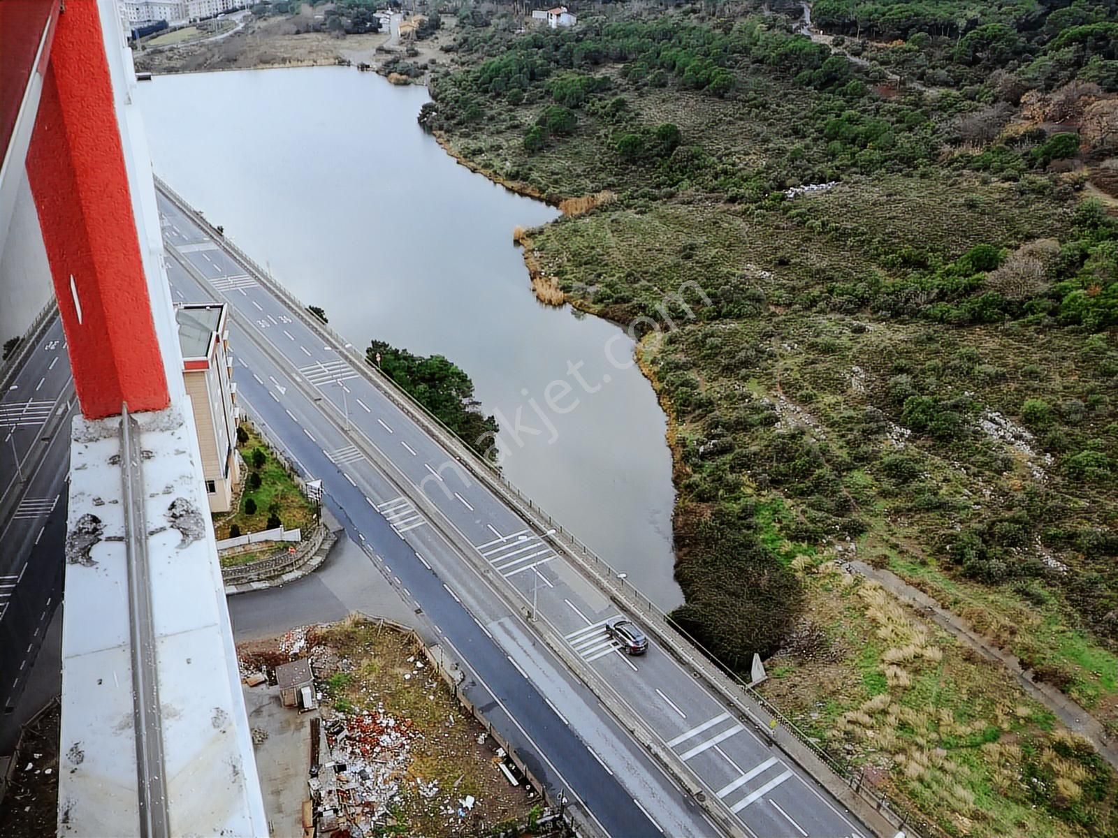 Maltepe Zümrütevlerde Full Ada Sitesi İçerisinde 2+1 80m2 Net - Görsel 7