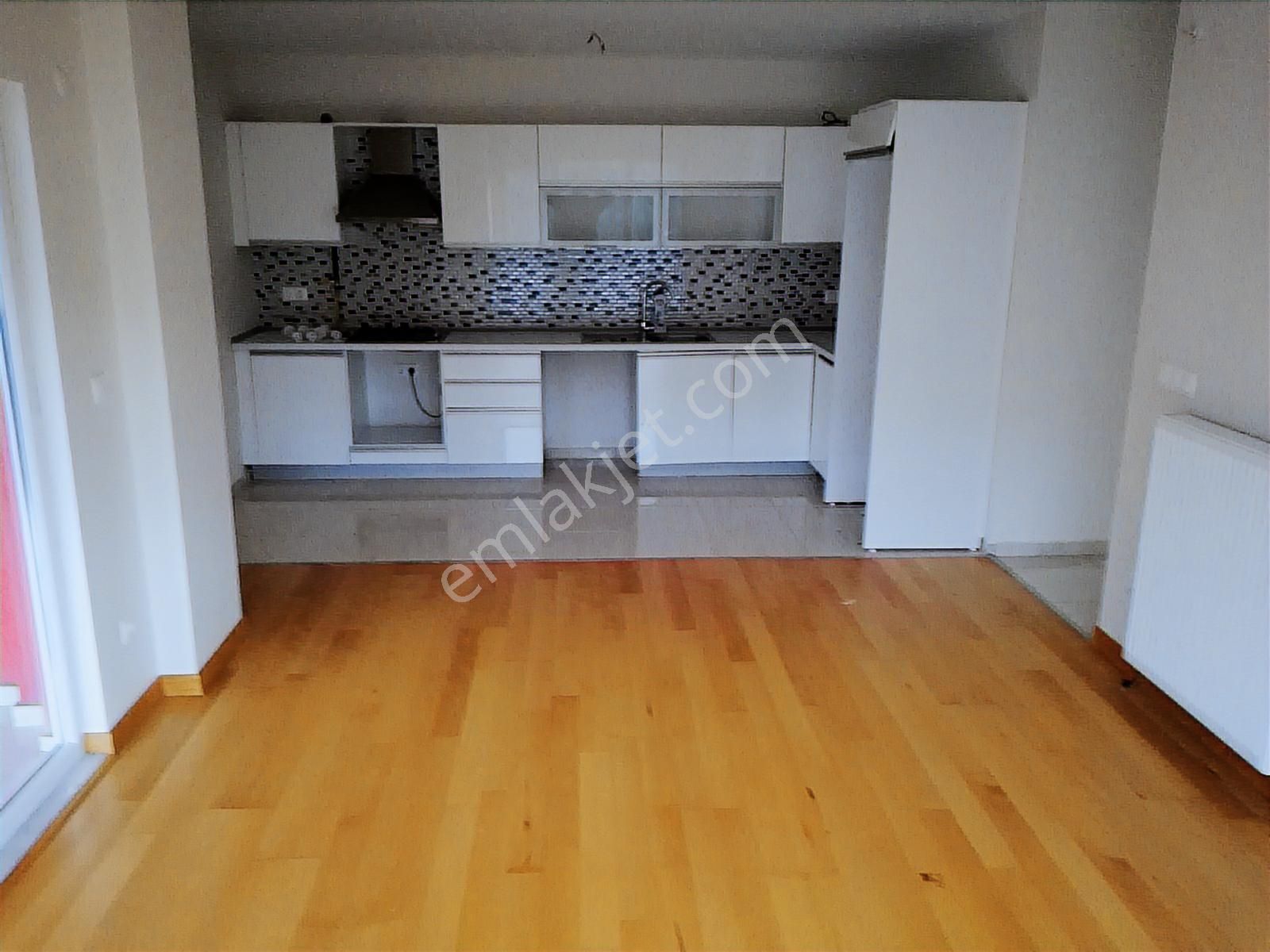 Maltepe Zümrütevlerde Full Ada Sitesi İçerisinde 2+1 80m2 Net - Görsel 26