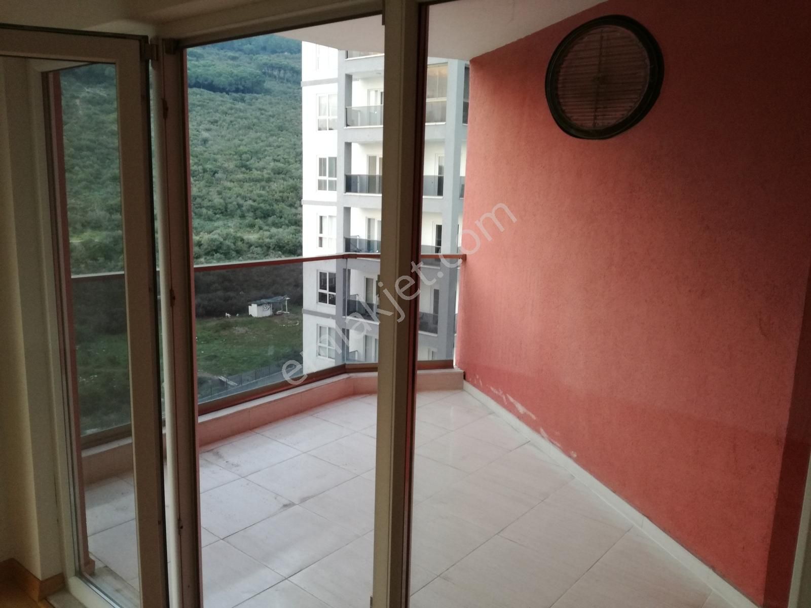 Maltepe Zümrütevlerde Full Ada Sitesi İçerisinde 2+1 80m2 Net - Görsel 12