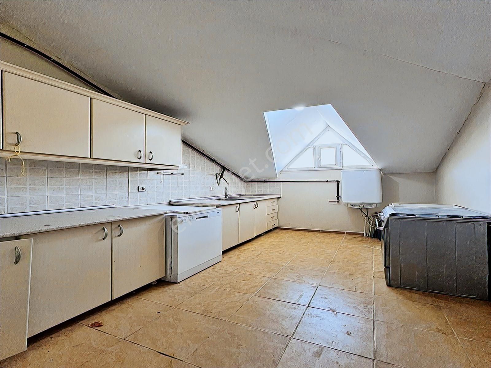 Pınar Mahallesi'nde 3+1 Çatı Katı | Kaçırılmayacak Fırsat! - Görsel 11