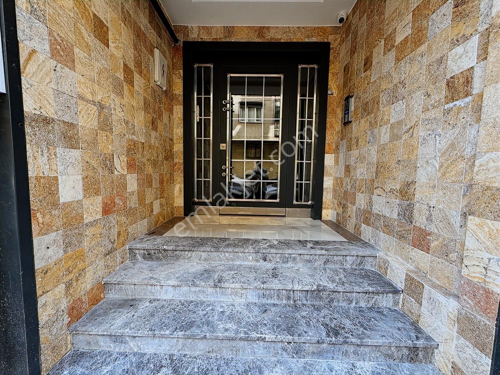 Ulubatlı Hasan Cami Yakını Sıfır 3+1 Daire - Görsel 16